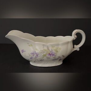 Stunning Vintage BASSETT Pattern Limoges Austria  7” Gravy Boat.